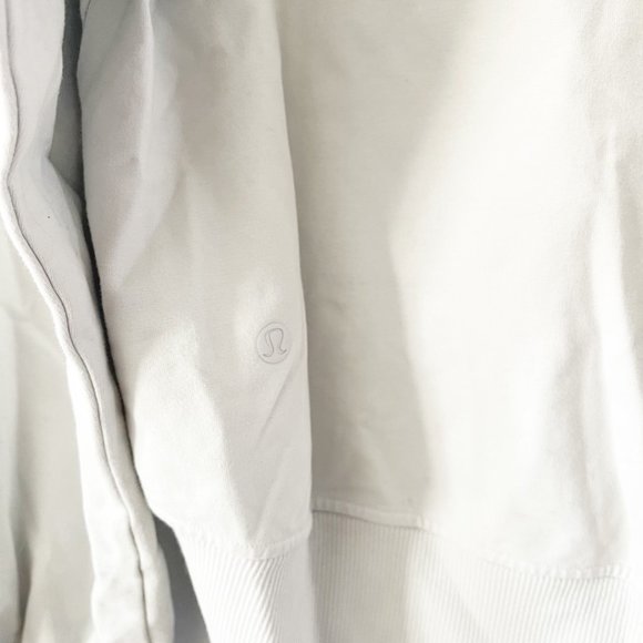 ✨ Light Gray Pullover Sweater | lululemon - Picture 2 of 3